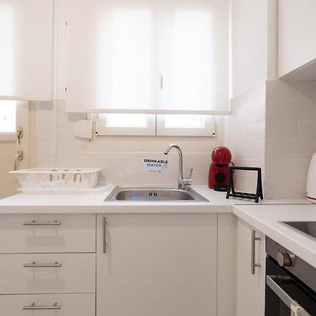 Urban Boho Apartment In Koukaki アテネ エクステリア 写真