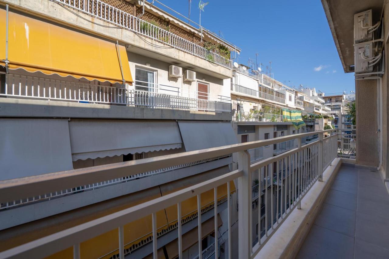 Urban Boho Apartment In Koukaki アテネ エクステリア 写真