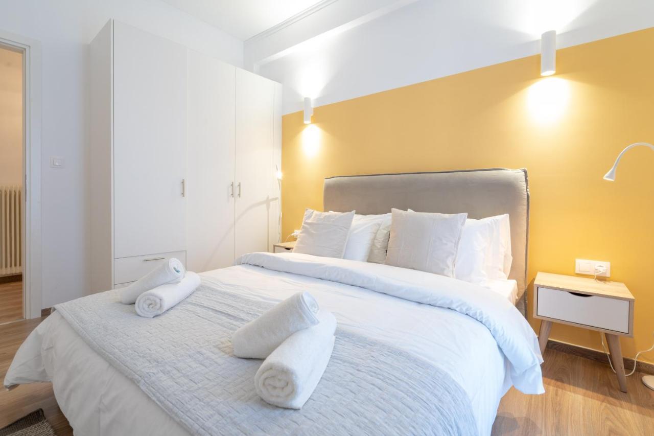 Urban Boho Apartment In Koukaki アテネ エクステリア 写真